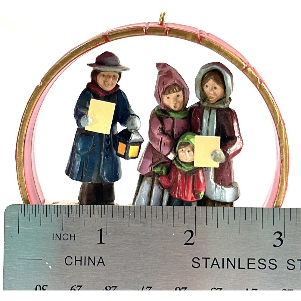 1986 Hallmark Christmas Ornament Joyful Carolers Joy To The World 3” - Picture 6 of 6